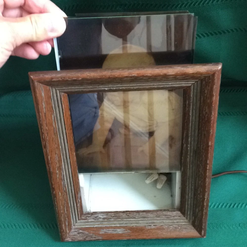 Vintage Moviette Inc Vuette Illuminator Electric Light Up Negative Picture Frame